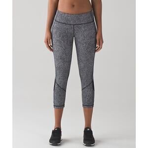 Lululemon Pace Rival Crop Leggings Women's Black White Size 12